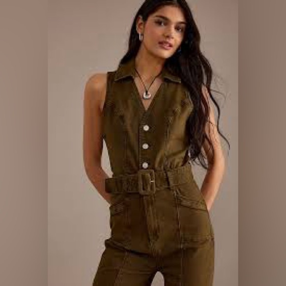 EUC Paige Sasha belted denim jumpsuit
Sleeveless in Olive green
